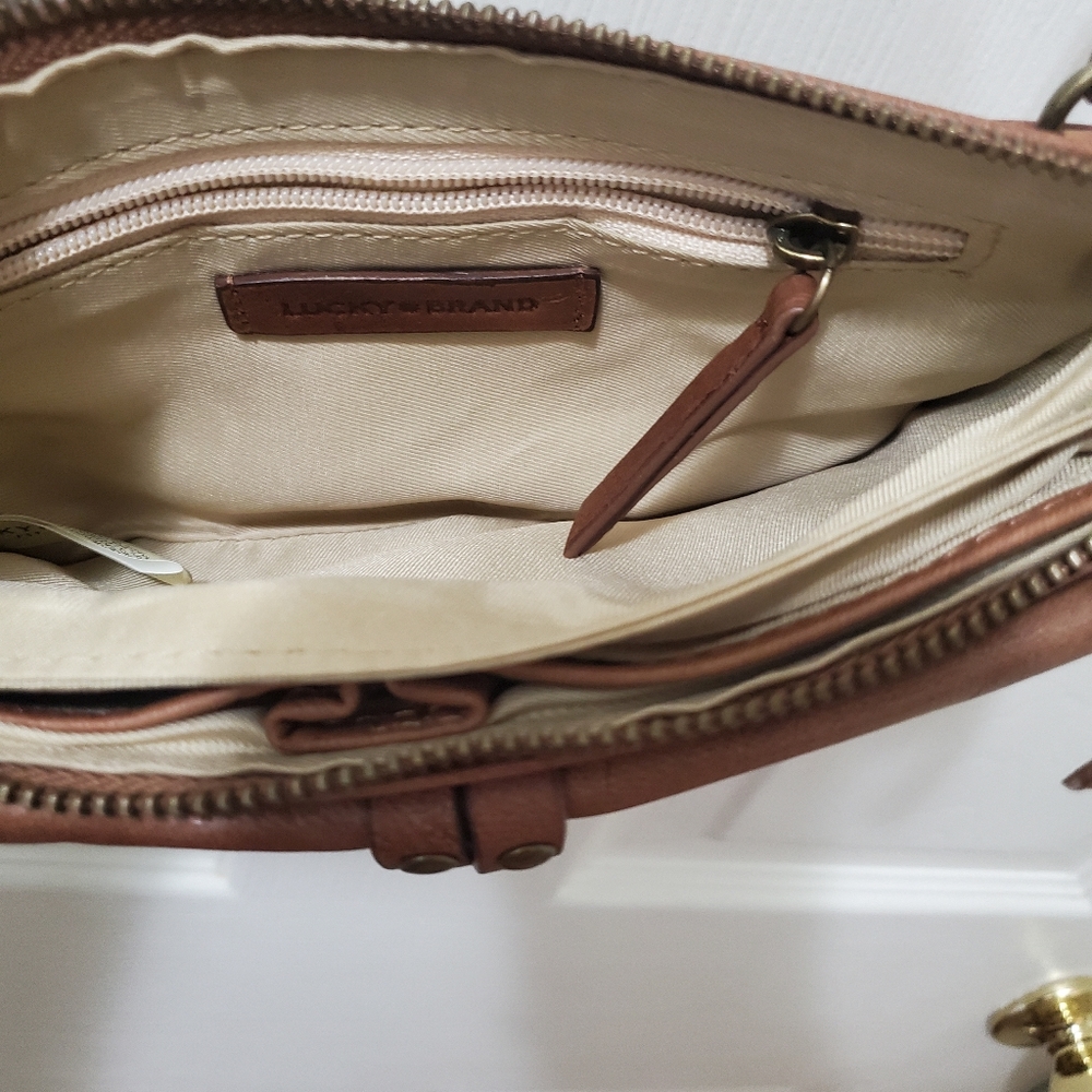 Lucky Raldi Convertible Wallet - Picture 6 of 14